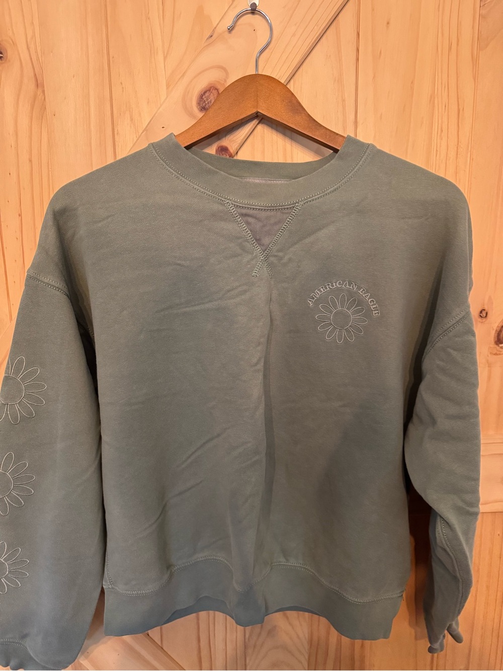 American Eagle Outfitters Olive Green Daisy Crewneck Sweatshirt